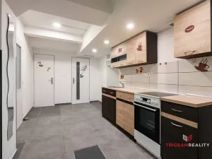 Pronájem bytu 3+1, Hradec Králové - Pražské Předměstí, Břetislavova, 77 m2