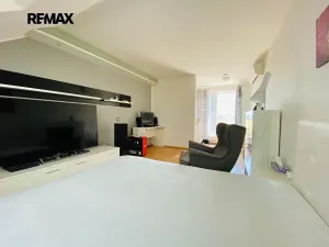 Pronájem bytu 2+kk, Brno, Húskova, 54 m2