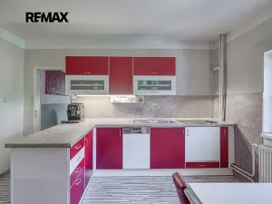 Prodej rodinného domu, Hrob, 158 m2