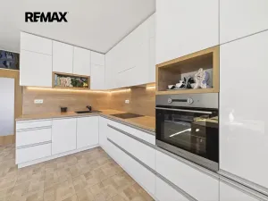 Prodej bytu 2+kk, Plzeň, Chvojová, 57 m2