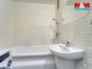 Prodej bytu 2+1, Kryry, Za Stodolami, 52 m2