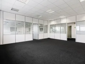 Pronájem kanceláře, Praha - Letňany, Veselská, 225 m2