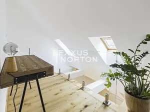 Pronájem bytu 2+kk, Praha - Staré Město, V kotcích, 70 m2