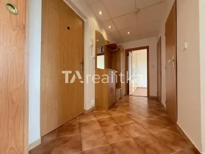 Pronájem bytu 2+1, Orlová, Lesní, 55 m2