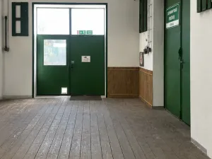 Pronájem obchodního prostoru, Chlumec nad Cidlinou - Chlumec nad Cidlinou I, Klicperovo náměstí, 107 m2