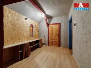 Prodej bytu 2+1, Aš, Studentská, 92 m2