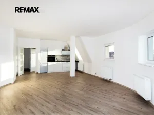 Pronájem bytu 3+kk, Ústí nad Labem, náměstí Prokopa Velikého, 86 m2