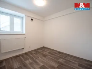 Pronájem bytu 2+1, Hradec Králové - Věkoše, Lomená, 58 m2