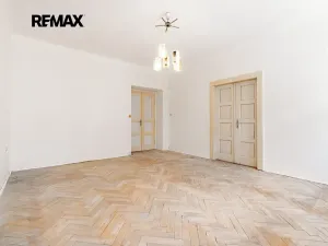 Prodej bytu 3+1, Praha - Bubeneč, U zeměpisného ústavu, 111 m2