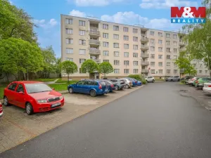 Prodej bytu 3+1, Karlovy Vary - Stará Role, Fibichova, 66 m2