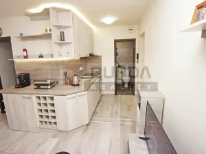 Prodej bytu 2+kk, Neratovice, 30 m2
