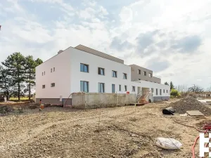 Prodej bytu 1+kk, Praha - Satalice, Za Novákovou zahradou, 33 m2