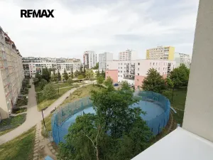 Prodej bytu 3+1, Praha - Letňany, Místecká, 68 m2