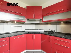 Prodej bytu 3+1, Praha - Letňany, Místecká, 68 m2