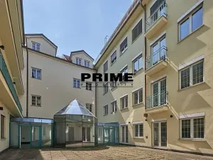 Pronájem kanceláře, Praha - Nové Město, Soukenická, 246 m2