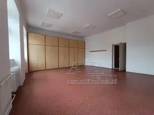 Pronájem kanceláře, České Budějovice, Kanovnická, 132 m2