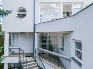 Prodej ubytování, Křižanov, Benešovo náměstí, 530 m2