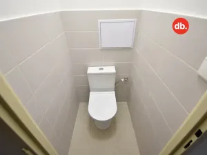 Prodej bytu 3+1, Karlovy Vary, Sokolovská, 71 m2