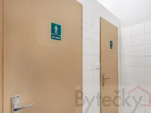Pronájem ordinace, Praha - Smíchov, Stroupežnického, 85 m2