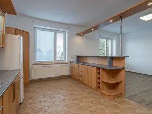 Pronájem bytu 2+kk, Olomouc, Náves Svobody, 76 m2