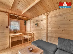 Prodej zahrady, Rybitví, 148 m2