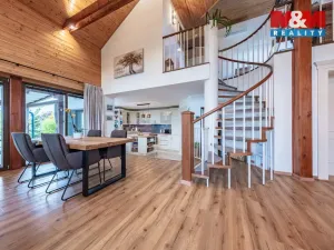 Prodej rodinného domu, Křenice, Šípková, 183 m2