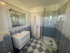 Pronájem rodinného domu, Praha - Suchdol, Havraní, 355 m2