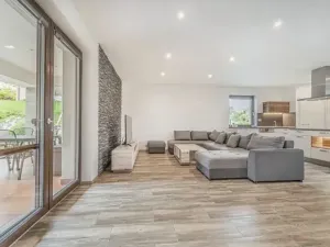 Prodej rodinného domu, Cvrčovice, Školní, 147 m2