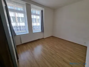 Prodej bytu 2+kk, Náchod, Komenského, 66 m2