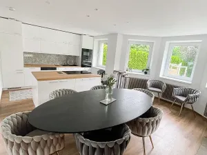 Pronájem rodinného domu, Průhonice, Pod Valem II., 270 m2
