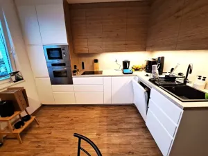Pronájem bytu 3+1, Hradec Králové, Pod Zámečkem, 81 m2