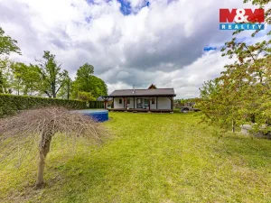 Prodej pozemku pro bydlení, Nepoměřice, 923 m2