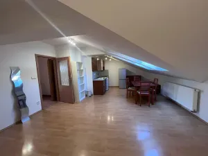 Pronájem bytu 2+kk, Praha - Vršovice, Slovinská, 55 m2