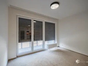 Pronájem bytu 1+kk, Praha - Vysočany, Gerstelova, 43 m2