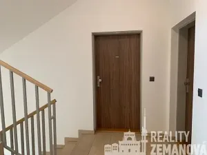 Pronájem bytu 1+kk, Praha - Michle, Hanusova, 38 m2