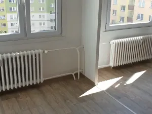 Prodej bytu 3+1, Teplice, Hlávkova, 54 m2