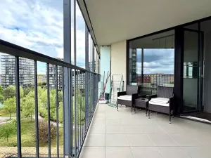 Pronájem bytu 1+kk, Praha, Malešická, 44 m2