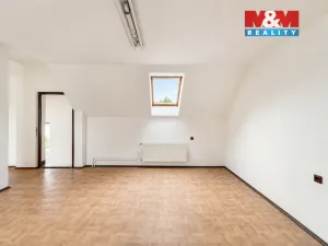 Pronájem obchodního prostoru, Praha - Horní Počernice, Náchodská, 230 m2