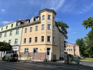 Pronájem bytu 1+1, Karlovy Vary, Závodu míru, 40 m2