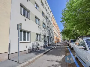 Prodej bytu 1+kk, Praha - Krč, U nových domů II, 41 m2