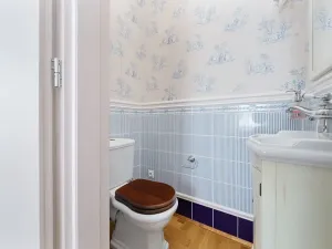 Prodej bytu 3+1, Karlovy Vary, Vítězná, 89 m2
