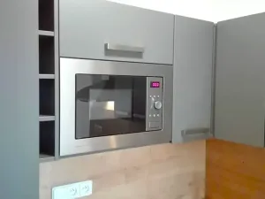 Pronájem bytu 2+kk, Králův Dvůr, Nad Stadionem, 42 m2
