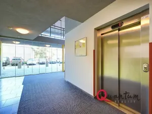 Pronájem bytu 3+kk, Praha - Záběhlice, Na Slatince, 72 m2
