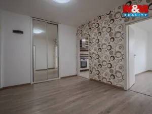 Prodej bytu 2+1, Ostrava - Poruba, Dvorní, 81 m2