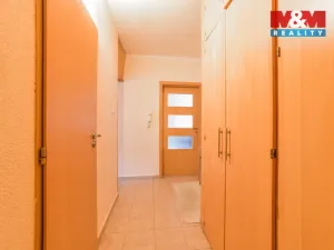 Prodej bytu 2+1, Tachov, Jabloňová, 61 m2