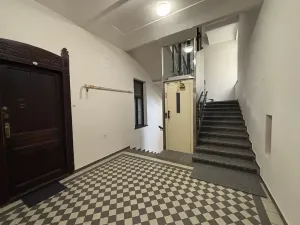 Pronájem bytu 1+kk, Praha - Smíchov, Kotevní, 22 m2