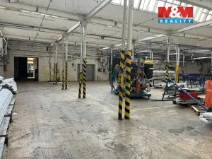 Pronájem skladu, Suchovršice, 1100 m2