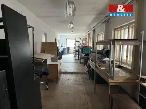 Pronájem skladu, Suchovršice, 1100 m2