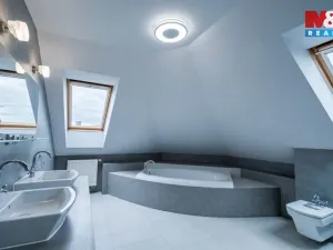 Prodej rodinného domu, Olomouc - Nemilany, Lidická, 350 m2
