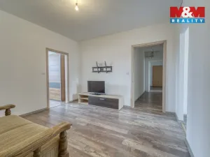 Prodej bytu 4+1, Lesná, 64 m2